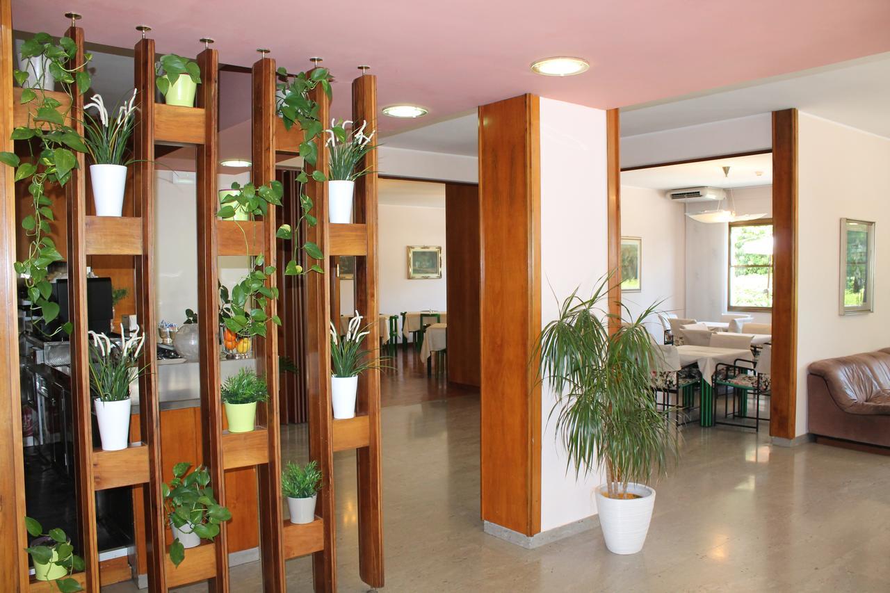 Albergo Rossana Chianciano Terme Bagian luar foto