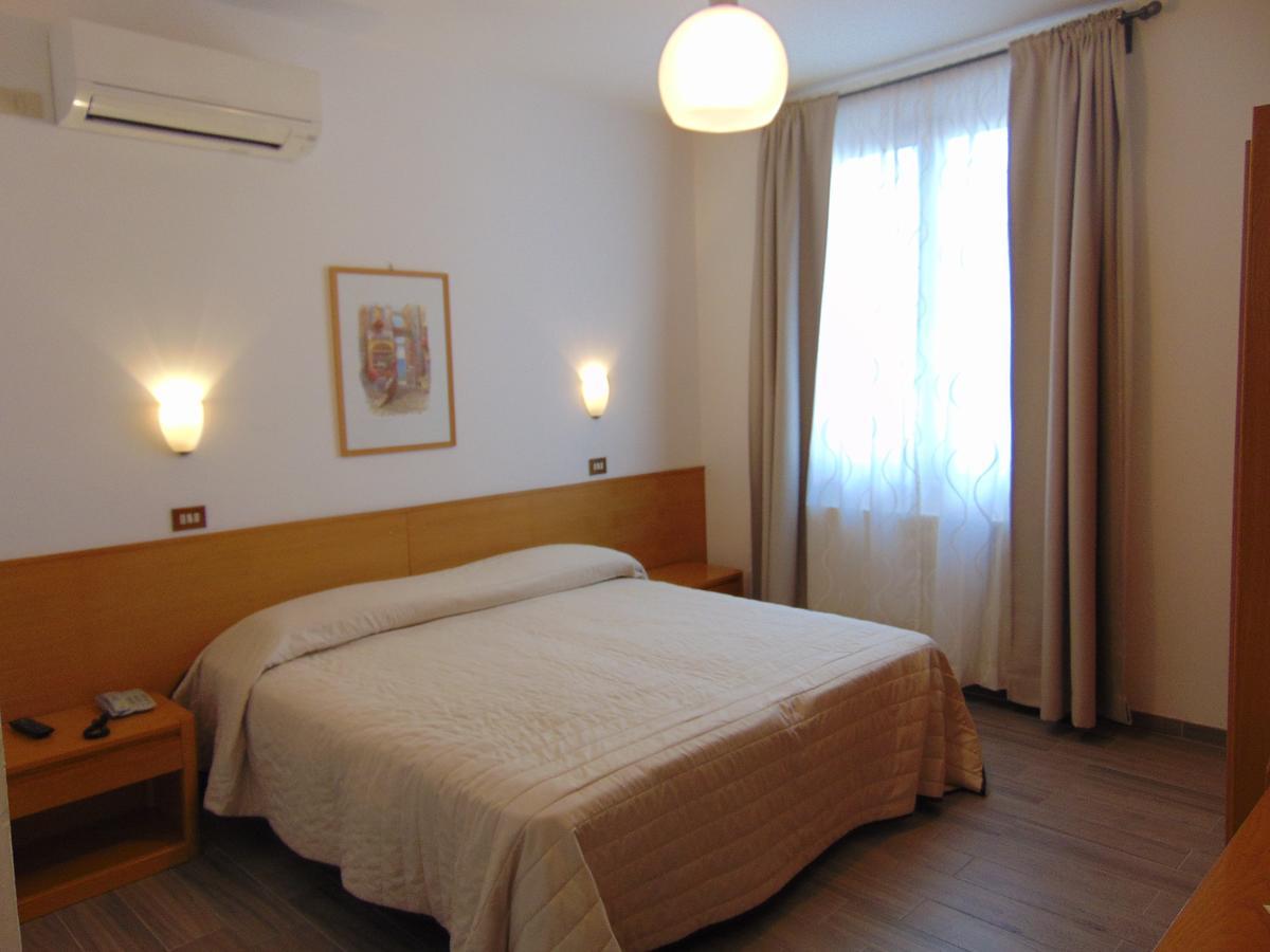 Albergo Rossana Chianciano Terme Bagian luar foto