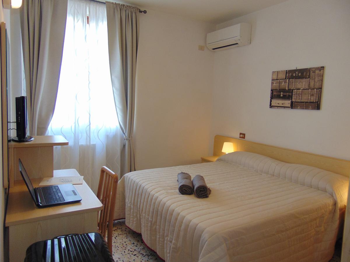 Albergo Rossana Chianciano Terme Bagian luar foto